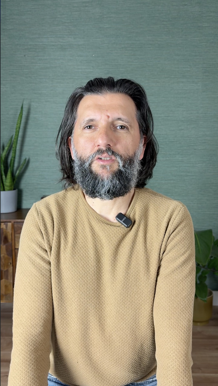 Bemutató videó poszter